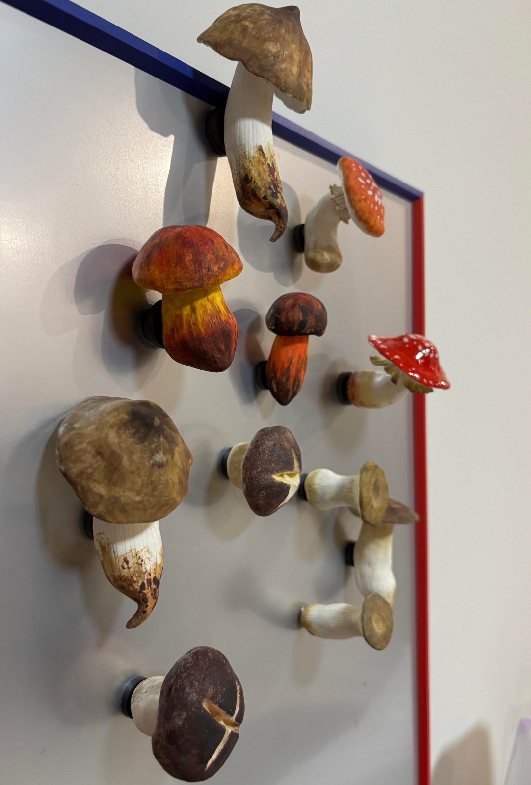 Magnetic backing detail